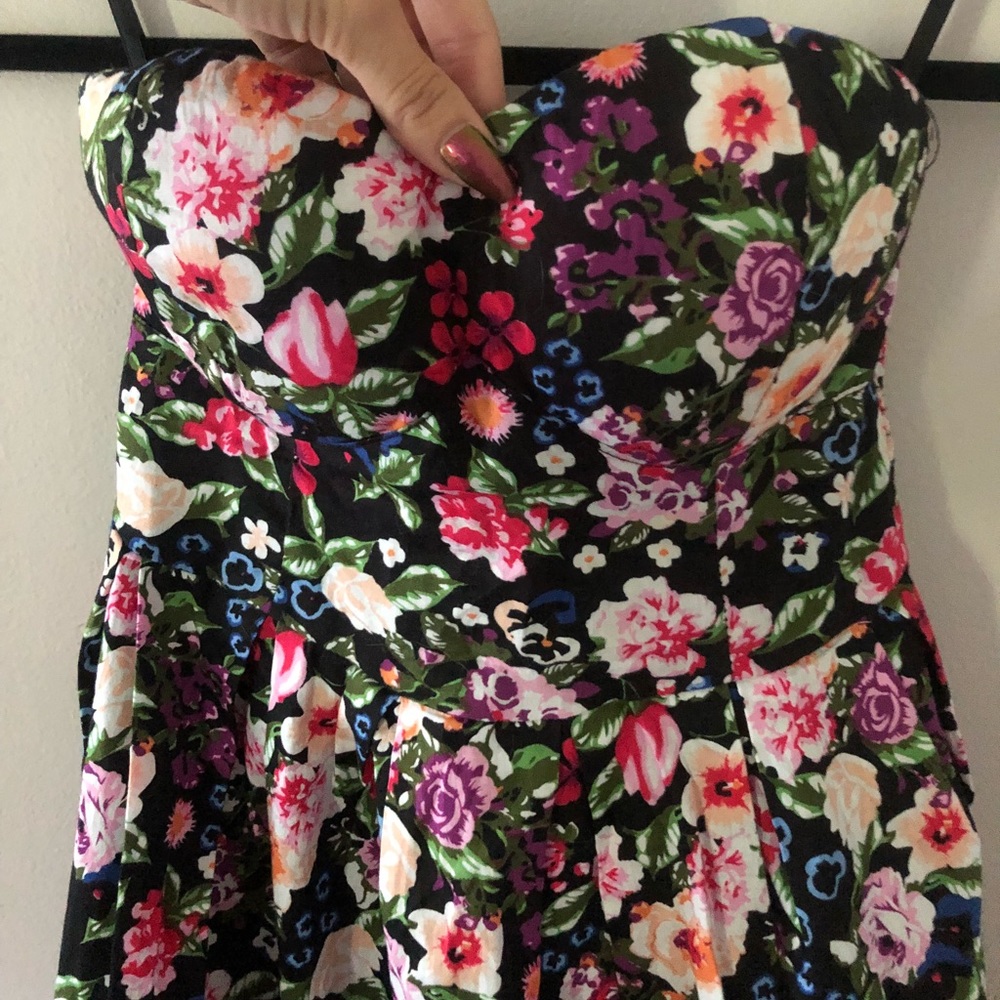 Strapless flirty floral sundress